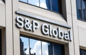 موسسه S&P رتبه اعتباری فرانسه را به دلیل ریسک‌های بودجه‌ای کاهش داد