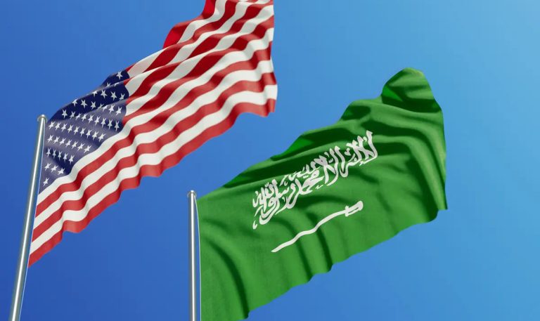 عربستان سعودی در جریان جنگ، حملات تلافی‌جویانه‌ای علیه ایران انجام داد که به‌صورت عمومی اعلام نشد — بر اساس اظهارات چهار منبع آگاه از این موضوع