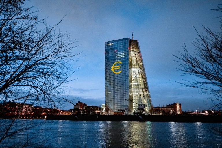کوخر از بانک مرکزی اروپا (ECB): تصمیم ماه ژوئن میان افزایش نرخ بهره یا ثابت نگه‌داشتن آن خواهد بود