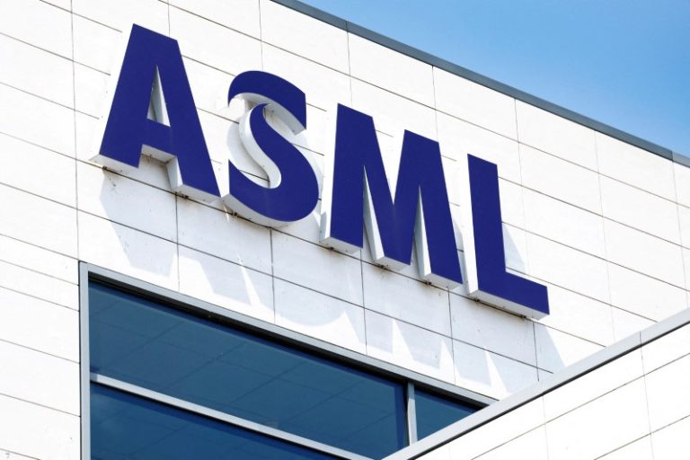 عملکرد متفاوت ASML در سه‌ماهه سوم: فروش کمتر از انتظار اما سفارش‌های جدید و سودآوری فراتر رفت
