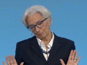 لاگارد: تورم زیربنایی با هدف ۲ درصدی بانک مرکزی هم‌راستا هستند