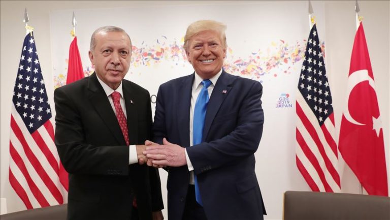 ترامپ و اردوغان دیدار دوجانبه‌ای در دفتر بیضی برگزار کردند.