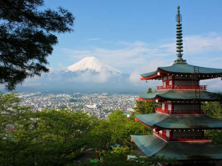 احزاب LDP و Nippon Ishin توافق ائتلافی را رسمی کردند